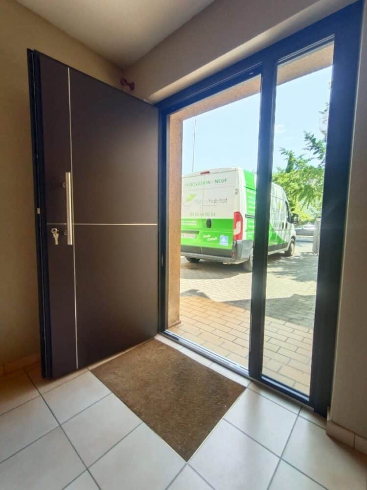 porte entrée moderne